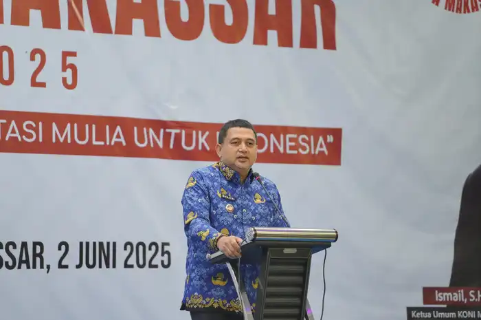Wali Kota Makassar, Munafri Arifuddin, membuka Raker KONI di Hotel Horizon Makassar, Senin (2/06/2025).