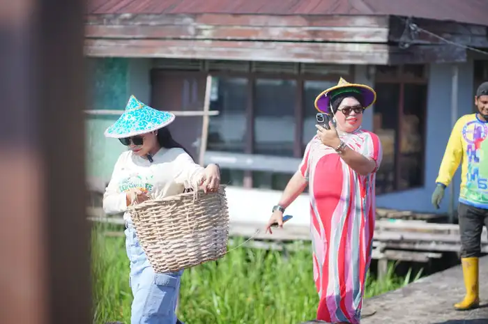 PT PLN (Persero) melalui PLN UIP KLB melibatkan sejumlah influencer lokal dalam kampanye media sosial bertajuk Zero Waste Warriors Challenge 2025.