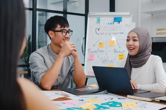 Ilustrasi orang yang bekerja sesuai passion.