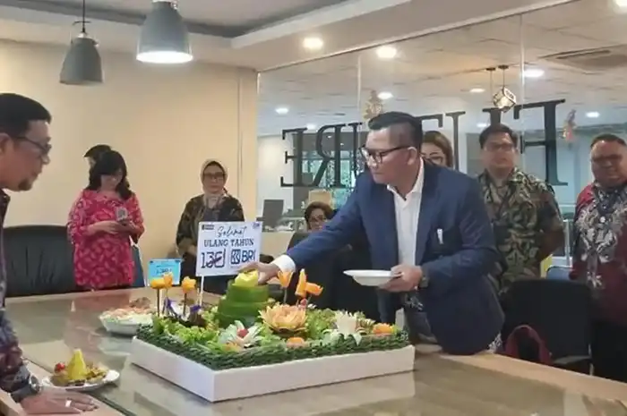 Syukuran HUT ke-130 BRI di Bitung, Ronald Engelbert Dorong ...