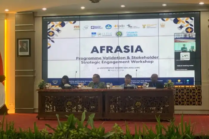 UM melalui LPPM kembali menunjukkan komitmennya dalam memperkuat kolaborasi global selatan melalui kegiatan Afrasia Programme Validation and Shareholders Strategic Engagement Workshop yang digelar pada Rabu (6/5).
