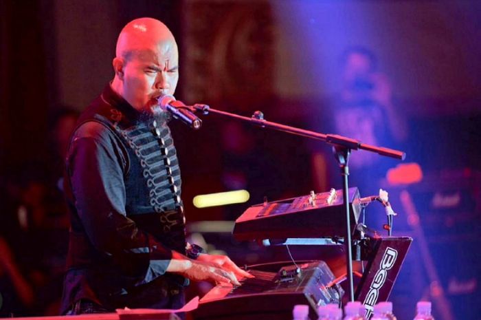 Chord/Kunci Gitar dan Lirik Lagu 'Risalah Hati' - Dewa 19 ...