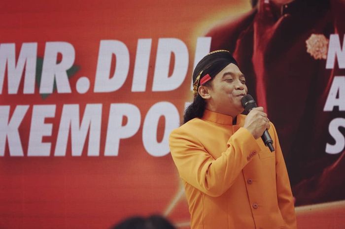 Lirik Lagu 'Layang Kangen' Milik Didi Kempot, Cah ayu entenono tekaku