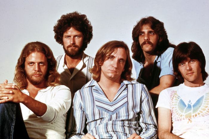 Lirik Dan Chord Hotel California Eagles Welcome To The Hotel California Sonora Id