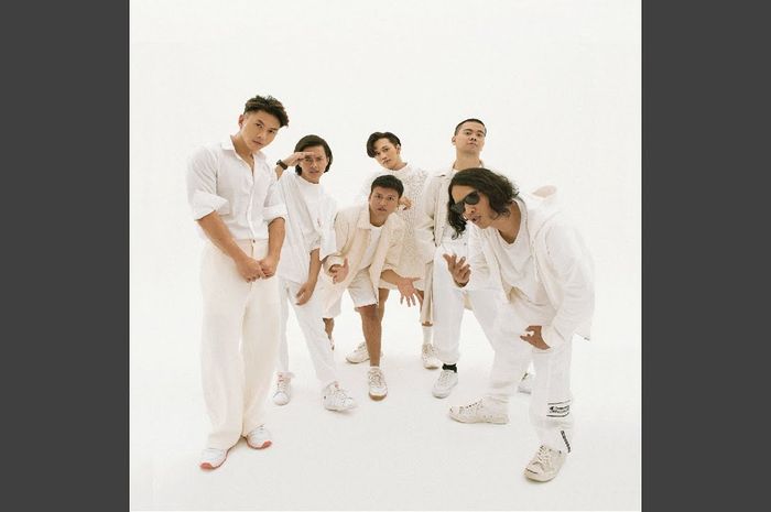 Lirik Lagu Dia Milikku Lirik lagu Tuhan Jagakan Dia