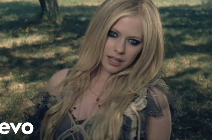 Lirik Lagu Dan Chord Gitar When You Re Gone Avril Lavigne Sonora Id