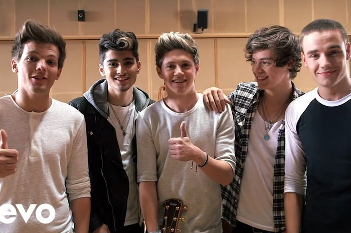 Lirik Lagu Dan Chord Gitar Little Things Milik One Direction Sonora Id