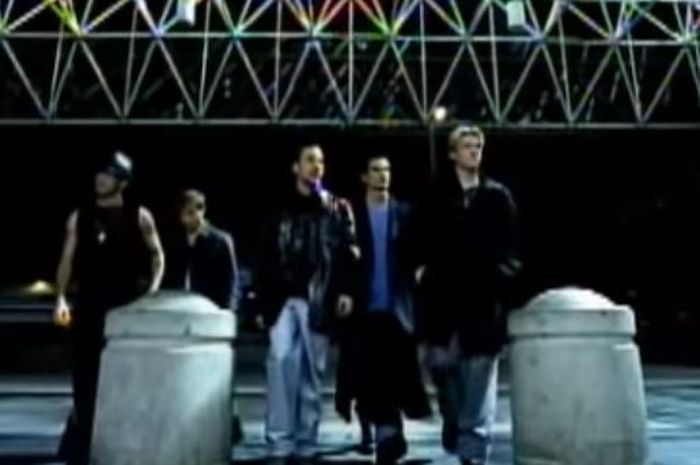 Lirik Lagu dan Chord ‘I Want It That Way’ Milik Backstreet Boys - Sonora.id