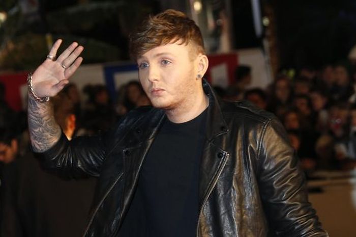 Lirik Lagu 'Can I Be Him' Milik James Arthur dengan Terjemahan - Sonora.id