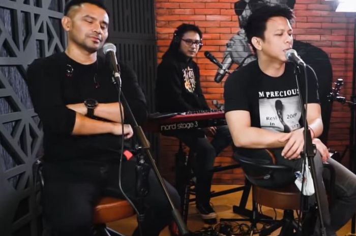 Lirik Lagu ‘Cobalah Mengerti’ Milik Peterpan, yang Dinyanyikan Ulang