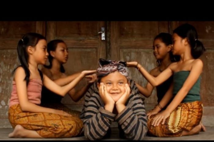 Lirik Lagu Cublak  Cublang Suweng  Asal Jawa Tengah 
