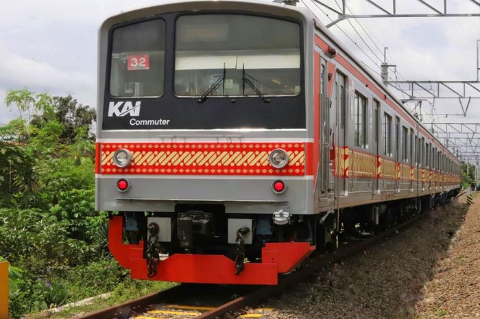 PT KAI Commuter secara resmi mengoperasikan KRL Yogyakarta - Solo pada Selasa, (10/2/2021 )