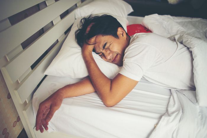 8 kebiasaan makan yang bisa menganggu tidur
