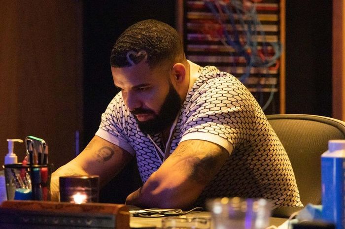 Lirik Lagu 'What's Next?' - Drake Beserta Terjemahan Bahasa Indonesia