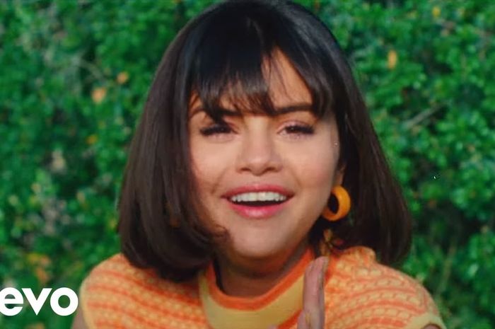 Lirik Lagu dan Terjemahan 'Back To You' Milik Selena Gomez - Sonora.id