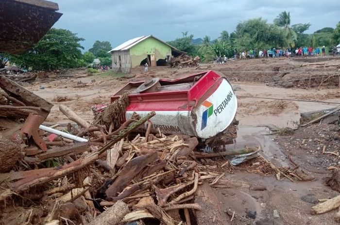 Korban Jiwa Akibat Bencana Alam Banjir Bandang Dan Longsor Di Ntt Jadi