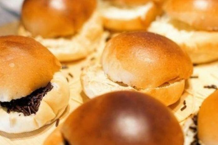 Roti Semir, Roti Legendaris Khas Solo Yang Bisa Dibuat Sendiri Di Rumah -  Sonora.id Roti Semir, Roti Legendaris Khas Solo Yang Bisa Dibuat Sendiri Di Rumah -  Sonora.id