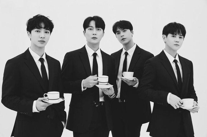 Lirik Lagu Not The End - Highlight, dengan Terjemahan ...