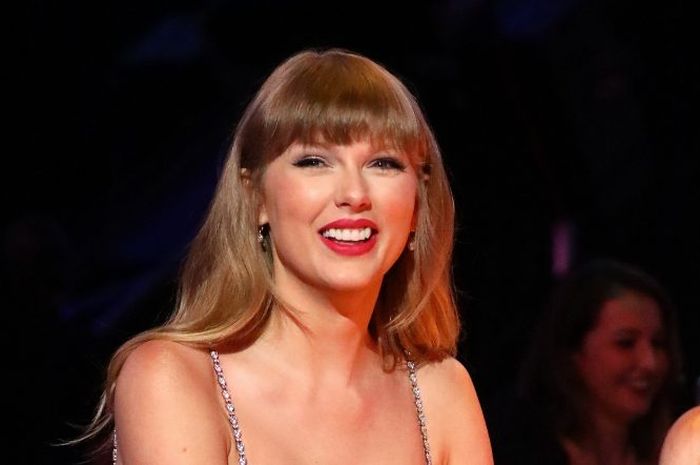 Taylor Swift di Acara BRIT Awards
