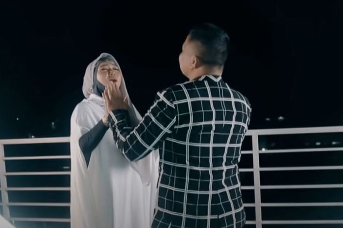 Not Angka Pianika Bidadari Cinta Woro Widowati Ft Gerry Mahesa Lirik Lagu dan Chord 'Bidadari Cinta' - Adibal Sahrul feat Novi Ayla - Sonora.id