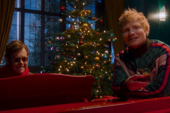 Lirik Lagu ‘Merry Christmas’ - Ed Sheeran Feat Elton John, Dengan ...