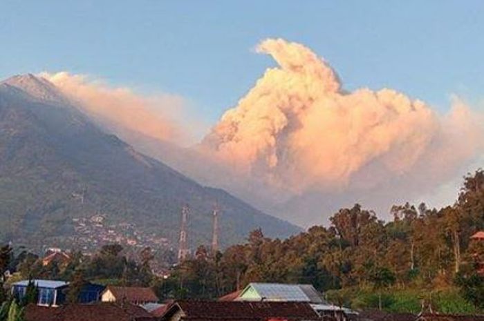 Gunung Merapi Erupsi? Ini 3 Fakta Dan Miyos Yang Menyelimuti - Sonora.id