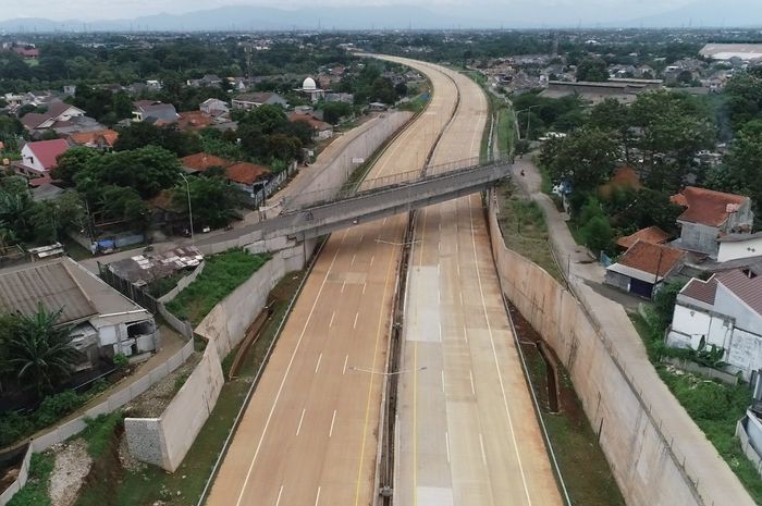 Jalan Tol Serpong-Cinere telah merampungkan konstruksi Seksi II Ruas Pamulang-Cinere sepanjang 3,64 Km. 