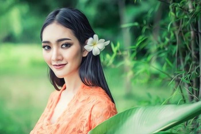 10 Kriteria Wanita Indonesia Cantik Dan Memikat Di Mata Bule Sepakat