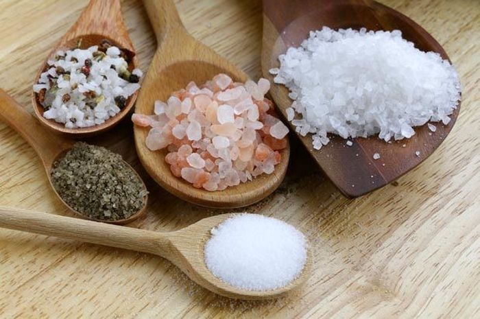Ilustrasi berbagai jenis garam