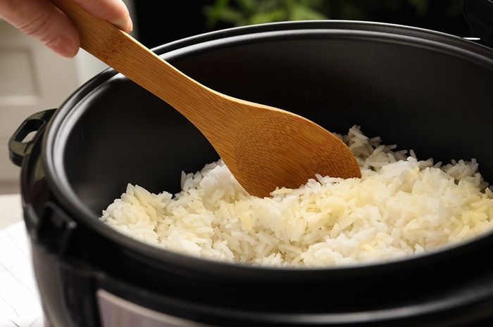 cara menghemat listrik meski setiap hari masak di rice cooker