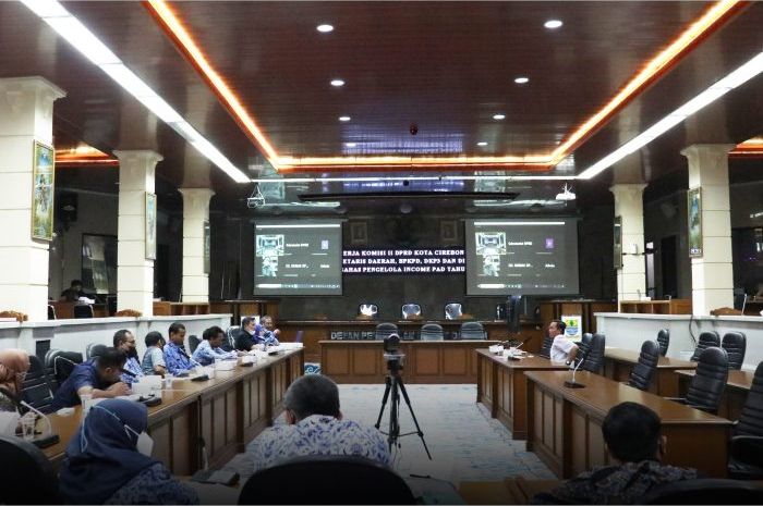 Komisi II DPRD Kota Cirebon mulai menyoroti masalah kebocoran pendapatan asli daerah (PAD)