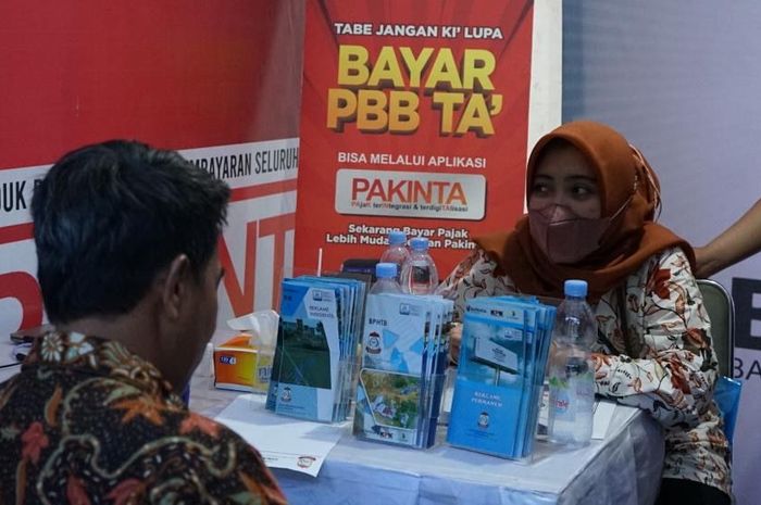 Bapenda Makassar Layani Warga Bayar Pajak Di F8 2022 - Sonora.id