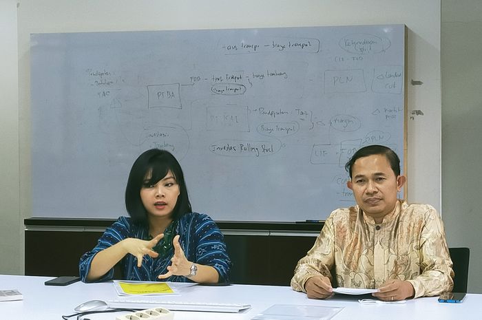 Direktur Thegreaterhub SBM ITB Dina Dellyana (kiri) saat jumpa pers di Bandung, Jumat (23/9/2022).