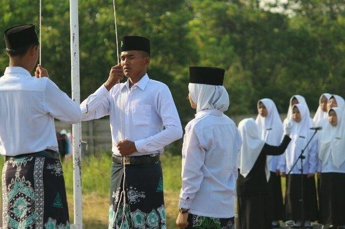 Contoh Teks MC Upacara Hari Santri Nasional Yang Lengkap Dan Khidmat ...