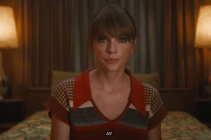 Lirik Lagu Midnight Rain - Taylor Swift, Lengkap dengan Terjemahan