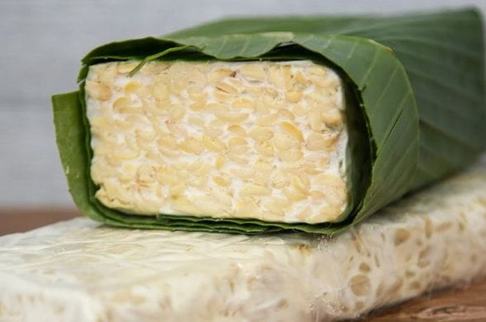 Benarkah Tempe Yang Dibungkus Daun Pisang Berbahaya Cek Penjelasannya