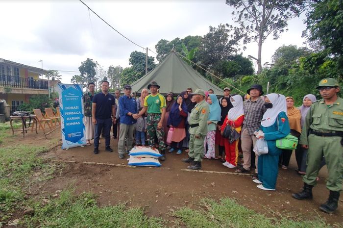 Yayasan Dana Kemanusiaan Kompas Salurkan Logistik Dapur Umum untuk Korban Gempa Cianjur