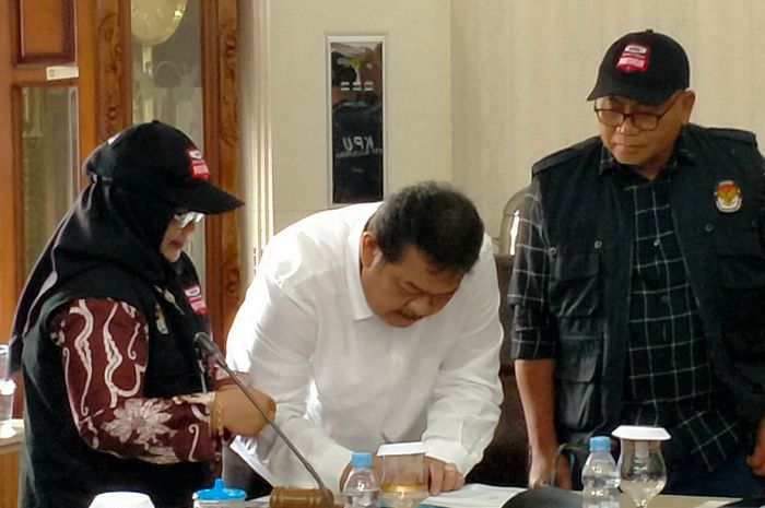 KPU Balikpapan Lakukan Coklit Pemilu Kepada Ketua DPRD Balikpapan ...