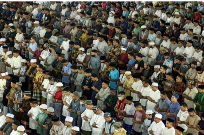 Pahala Sholat Tarawih Malam Ke 12 Berjalan Di Hari Kiamat Dengan Wajah