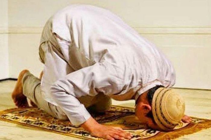 Niat Sholat Isya Sendiri Dan Berjamaah Arab Latin Dan Artinya Lengkap