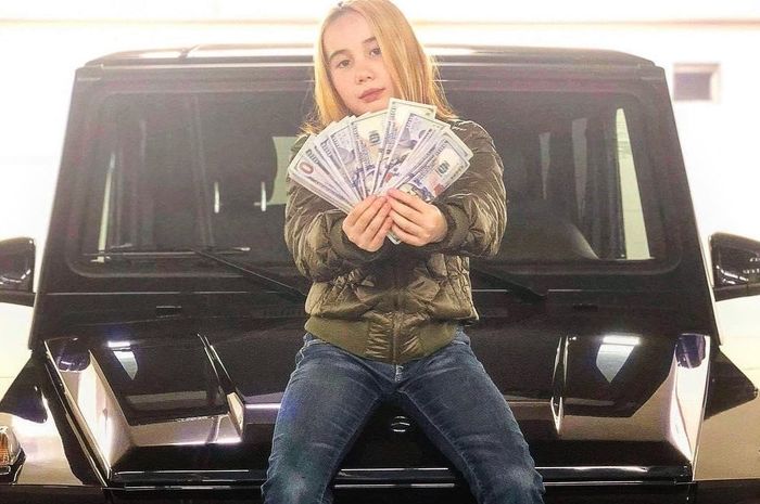 Influencer dan Rapper Lil Tay dan Kakaknya Meninggal Dunia Secara Tak ...