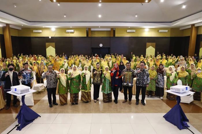 OJK Fokus Tingkatkan Literasi Dan Inklusi Keuangan Bagi Perempuan Dan ...