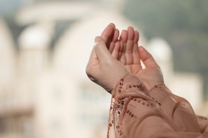 Bacaan Sholawat Munjiyat, Lengkap Dengan Arab, Latin, Dan Terjemahan ...