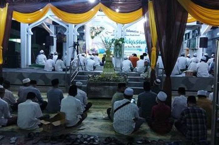 Rebo Wekasan Mengenal Tradisi Di Hari Rabu Terakhir Bulan Safar Sonora Id