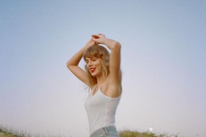 Lirik Lagu Slut! - Taylor Swift, Lengkap dengan Terjemahan Indonesia - Sonora.id	