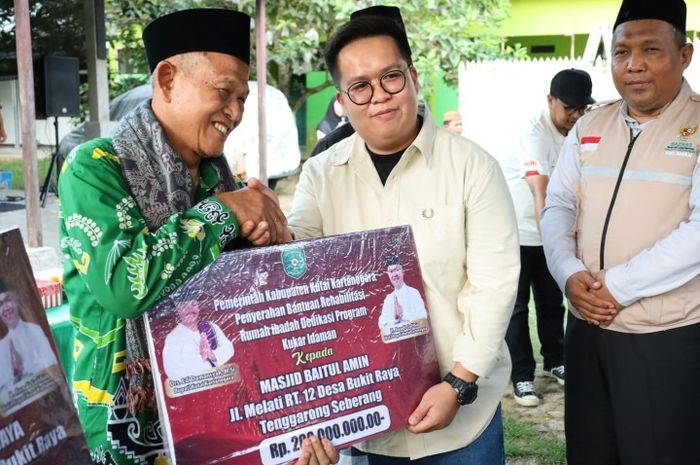 Bantuan Program Dedikasi Kukar Idaman Wabup Salurkan Di Tenggarong Seberang Sonora Id