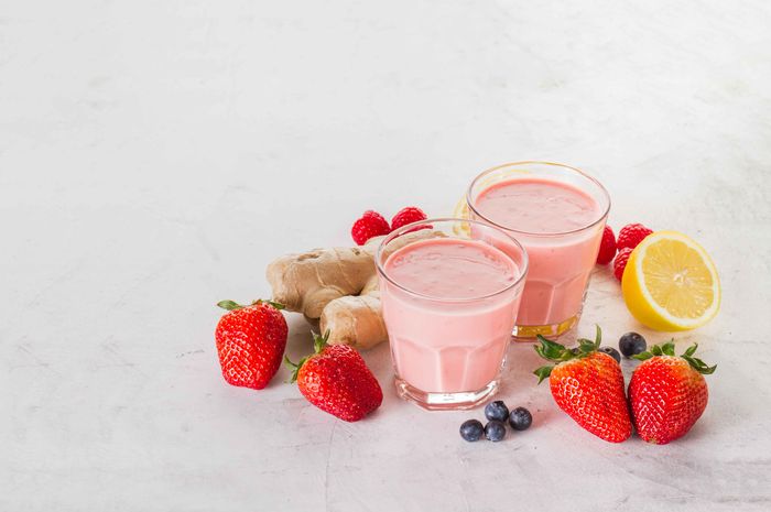 4 Resep Strawberry Smoothies: Enak, Segar, Serta Menyehatkan - Sonora.id