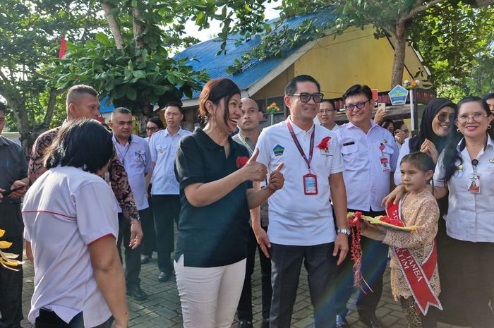 Lima Sekolah Di Minut Terima Bantuan Guangzhou Projects Berkat Jadi ...