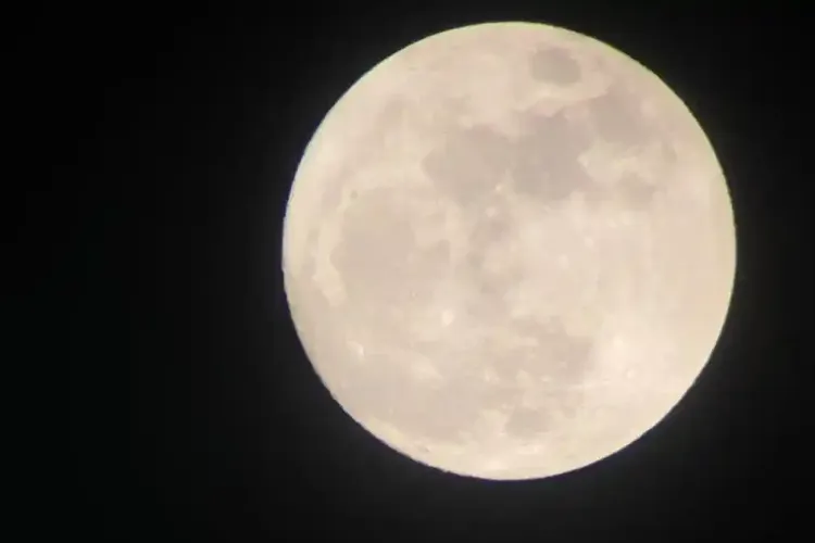 Jam Berapakah Blue Moon 31 Mei 2026? Ini Waktu Terbaik Melihatnya Menurut BRIN   