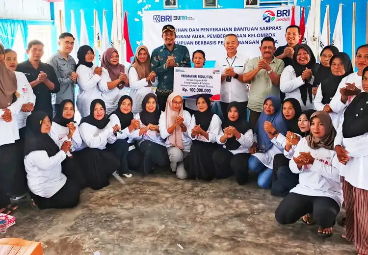 BRI Cabang Toli-Toli Beri Bantuan Alsintan ke Penerima Manfaat KWT Mawar Silondou